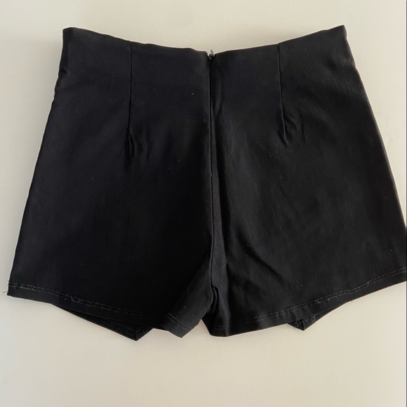 Pitaya Black Skort - Picture 4 of 5